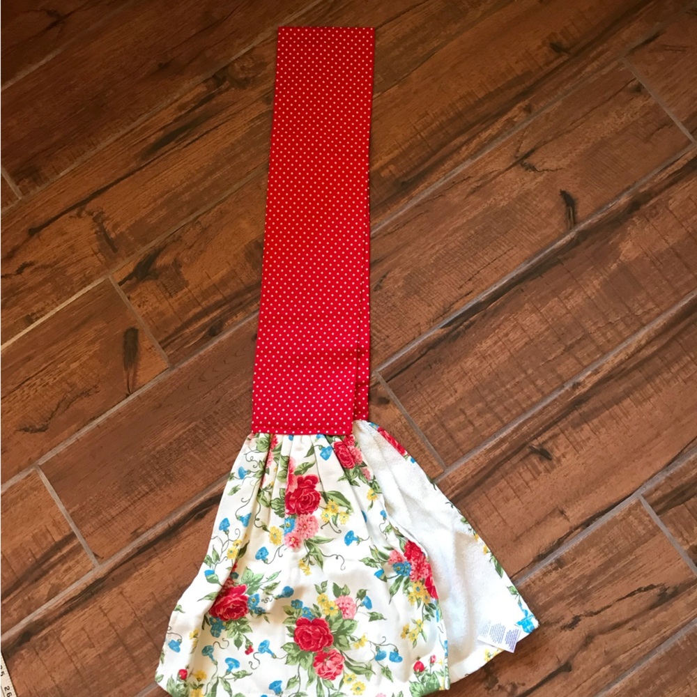 Red Floral‎ Kitchen Scarf New